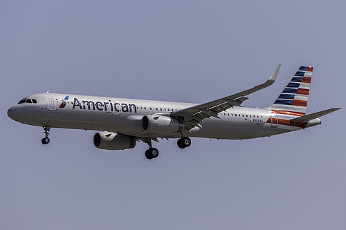 American Airlines Airbus A321-200 N908AA at Los Angeles International Airport (KLAX/LAX)