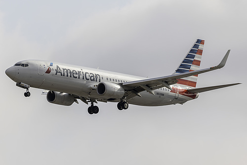 American Airlines Boeing 737-800 N928NN at Los Angeles International Airport (KLAX/LAX)
