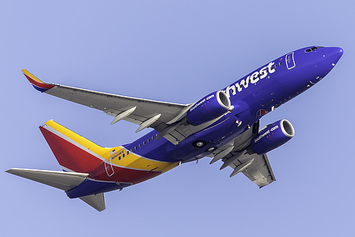 Southwest Airlines Boeing 737-700 N941WN at Los Angeles International Airport (KLAX/LAX)