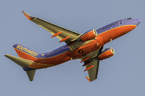 Southwest Airlines Boeing 737-700 N953WN at Los Angeles International Airport (KLAX/LAX)