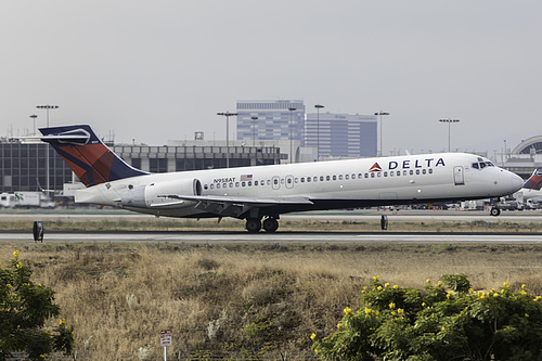 Delta Air Lines Boeing 717-200 N958AT at Los Angeles International Airport (KLAX/LAX) Delta Air Lines Boeing 717-200 N958AT at Los Angeles International Airport (KLAX/LAX)