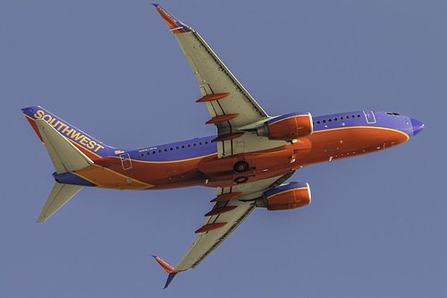 Southwest Airlines Boeing 737-700 N961WN at Los Angeles International Airport (KLAX/LAX)