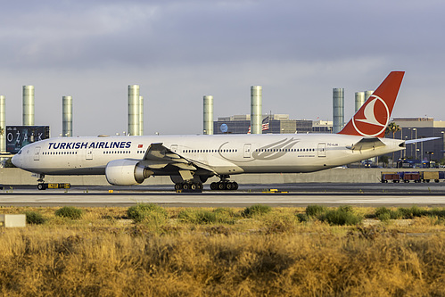 Turkish Airlines Boeing 777-300ER TC-LJA at Los Angeles International Airport (KLAX/LAX)