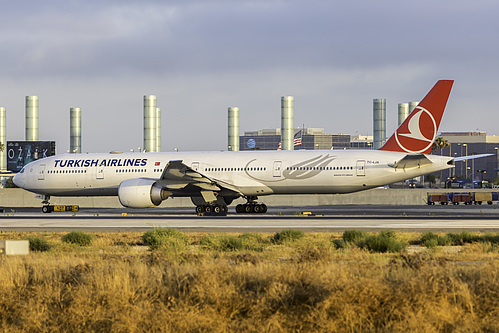 Turkish Airlines Boeing 777-300ER TC-LJA at Los Angeles International Airport (KLAX/LAX) Turkish Airlines Boeing 777-300ER TC-LJA at Los Angeles International Airport (KLAX/LAX)