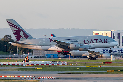 Qatar Airways Airbus A380-800 A7-APC at London Heathrow Airport (EGLL/LHR)