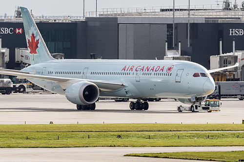 Air Canada Boeing 787-9 C-FGDZ at London Heathrow Airport (EGLL/LHR) Air Canada Boeing 787-9 C-FGDZ at London Heathrow Airport (EGLL/LHR)