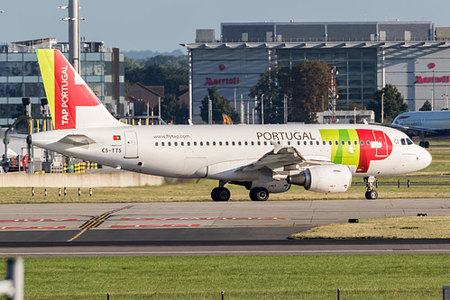 TAP Portugal Airbus A319-100 CS-TTS at London Heathrow Airport (EGLL/LHR)
