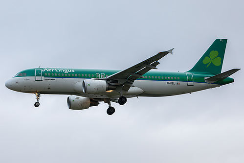 Aer Lingus Airbus A320-200 EI-DEL at London Heathrow Airport (EGLL/LHR) Aer Lingus Airbus A320-200 EI-DEL at London Heathrow Airport (EGLL/LHR)