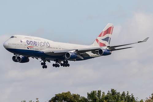 British Airways Boeing 747-400 G-CIVL at London Heathrow Airport (EGLL/LHR) British Airways Boeing 747-400 G-CIVL at London Heathrow Airport (EGLL/LHR)