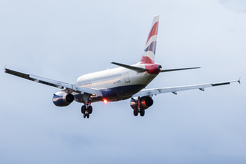 British Airways Airbus A319-100 G-EUOG at London Heathrow Airport (EGLL/LHR) British Airways Airbus A319-100 G-EUOG at London Heathrow Airport (EGLL/LHR)