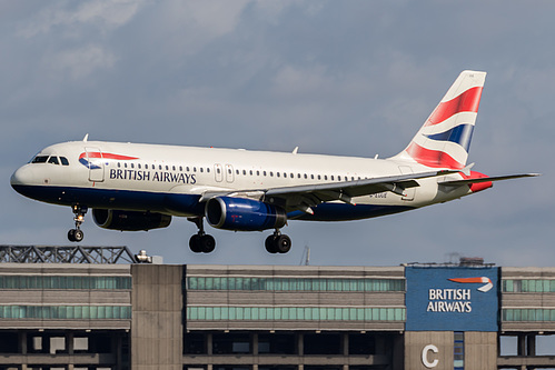 British Airways Airbus A320-200 G-EUUE at London Heathrow Airport (EGLL/LHR) British Airways Airbus A320-200 G-EUUE at London Heathrow Airport (EGLL/LHR)