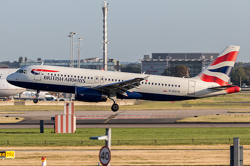 British Airways Airbus A320-200 G-EUYN at London Heathrow Airport (EGLL/LHR) British Airways Airbus A320-200 G-EUYN at London Heathrow Airport (EGLL/LHR)