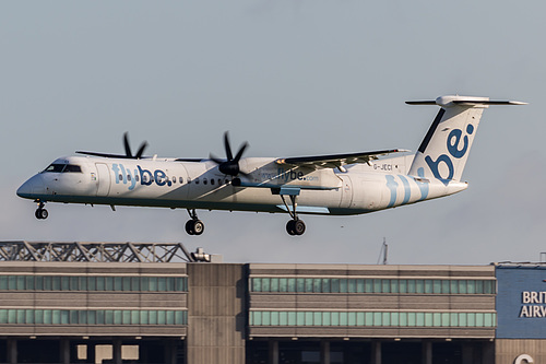 Flybe DHC Dash-8-400 G-JECI at London Heathrow Airport (EGLL/LHR)