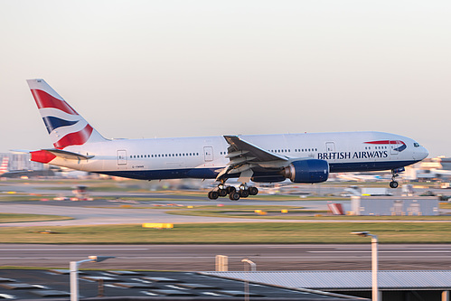 British Airways Boeing 777-200ER G-YMMK at London Heathrow Airport (EGLL/LHR) British Airways Boeing 777-200ER G-YMMK at London Heathrow Airport (EGLL/LHR)