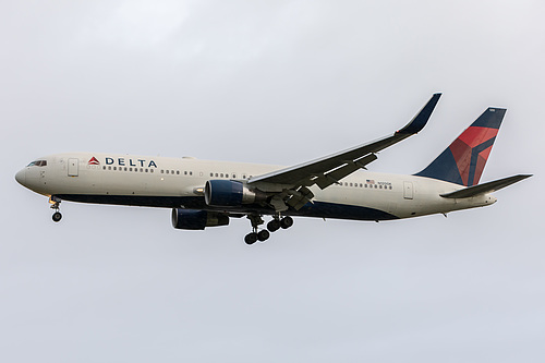 Delta Air Lines Boeing 767-300ER N1200K at London Heathrow Airport (EGLL/LHR) Delta Air Lines Boeing 767-300ER N1200K at London Heathrow Airport (EGLL/LHR)