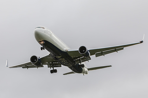 Delta Air Lines Boeing 767-300ER N1603 at London Heathrow Airport (EGLL/LHR)