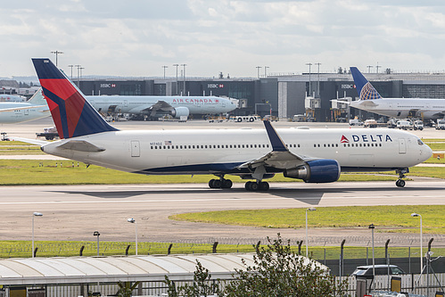 Delta Air Lines Boeing 767-300ER N174DZ at London Heathrow Airport (EGLL/LHR) Delta Air Lines Boeing 767-300ER N174DZ at London Heathrow Airport (EGLL/LHR)