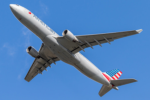 American Airlines Airbus A330-300 N277AY at London Heathrow Airport (EGLL/LHR)