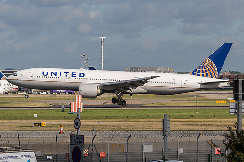 United Airlines Boeing 777-200ER N78001 at London Heathrow Airport (EGLL/LHR) United Airlines Boeing 777-200ER N78001 at London Heathrow Airport (EGLL/LHR)
