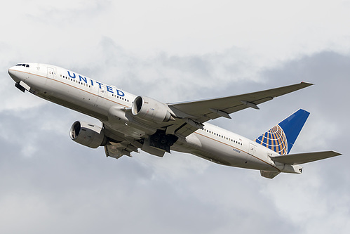 United Airlines Boeing 777-200ER N78008 at London Heathrow Airport (EGLL/LHR)