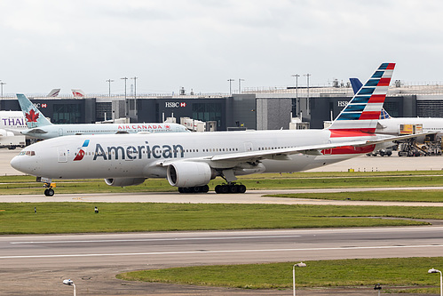 American Airlines Boeing 777-200ER N798AN at London Heathrow Airport (EGLL/LHR)