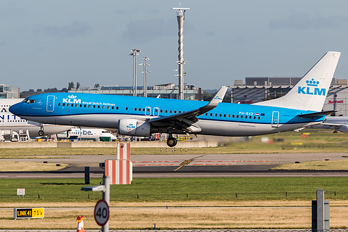 KLM Boeing 737-800 PH-BXZ at London Heathrow Airport (EGLL/LHR)