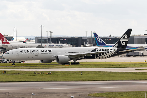 Air New Zealand Boeing 777-300ER ZK-OKO at London Heathrow Airport (EGLL/LHR) Air New Zealand Boeing 777-300ER ZK-OKO at London Heathrow Airport (EGLL/LHR)