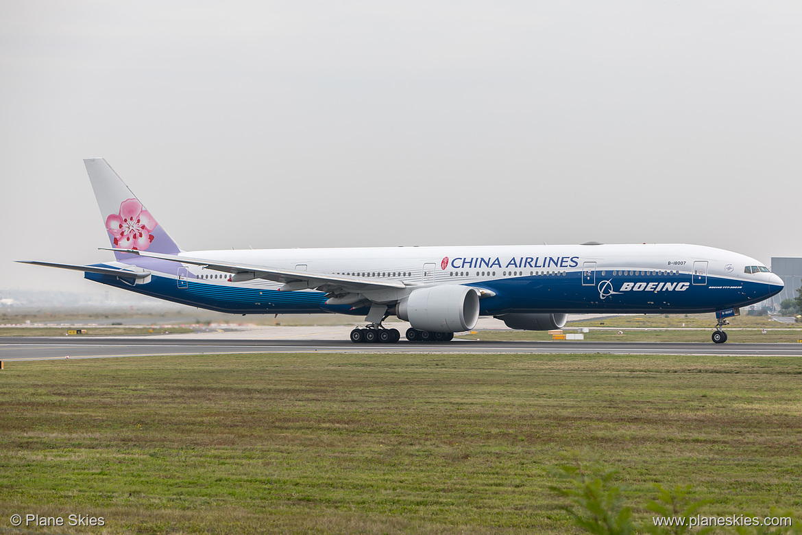 China Airlines Boeing 777-300ER B-18007 at Frankfurt am Main International Airport (EDDF/FRA)