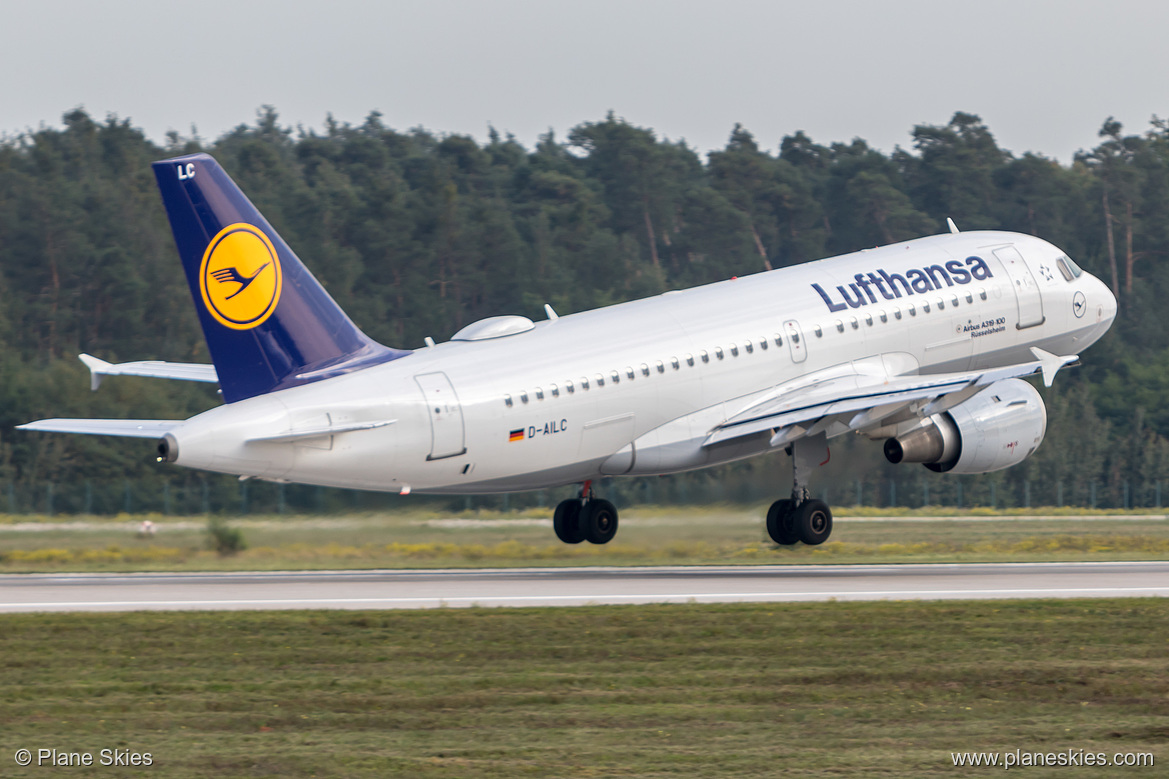 Lufthansa Airbus A319-100 D-AILC at Frankfurt am Main International Airport (EDDF/FRA) Lufthansa Airbus A319-100 D-AILC at Frankfurt am Main International Airport (EDDF/FRA)