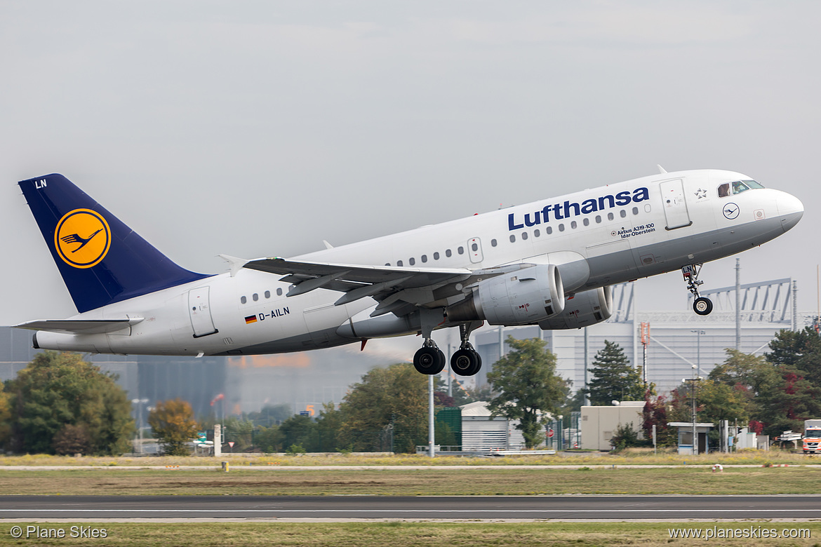 Lufthansa Airbus A319-100 D-AILN at Frankfurt am Main International Airport (EDDF/FRA) Lufthansa Airbus A319-100 D-AILN at Frankfurt am Main International Airport (EDDF/FRA)