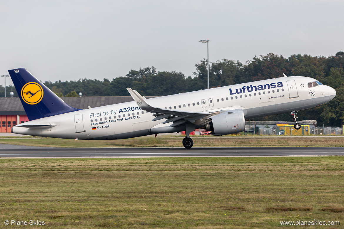 Lufthansa Airbus A320neo D-AINB at Frankfurt am Main International Airport (EDDF/FRA) Lufthansa Airbus A320neo D-AINB at Frankfurt am Main International Airport (EDDF/FRA)