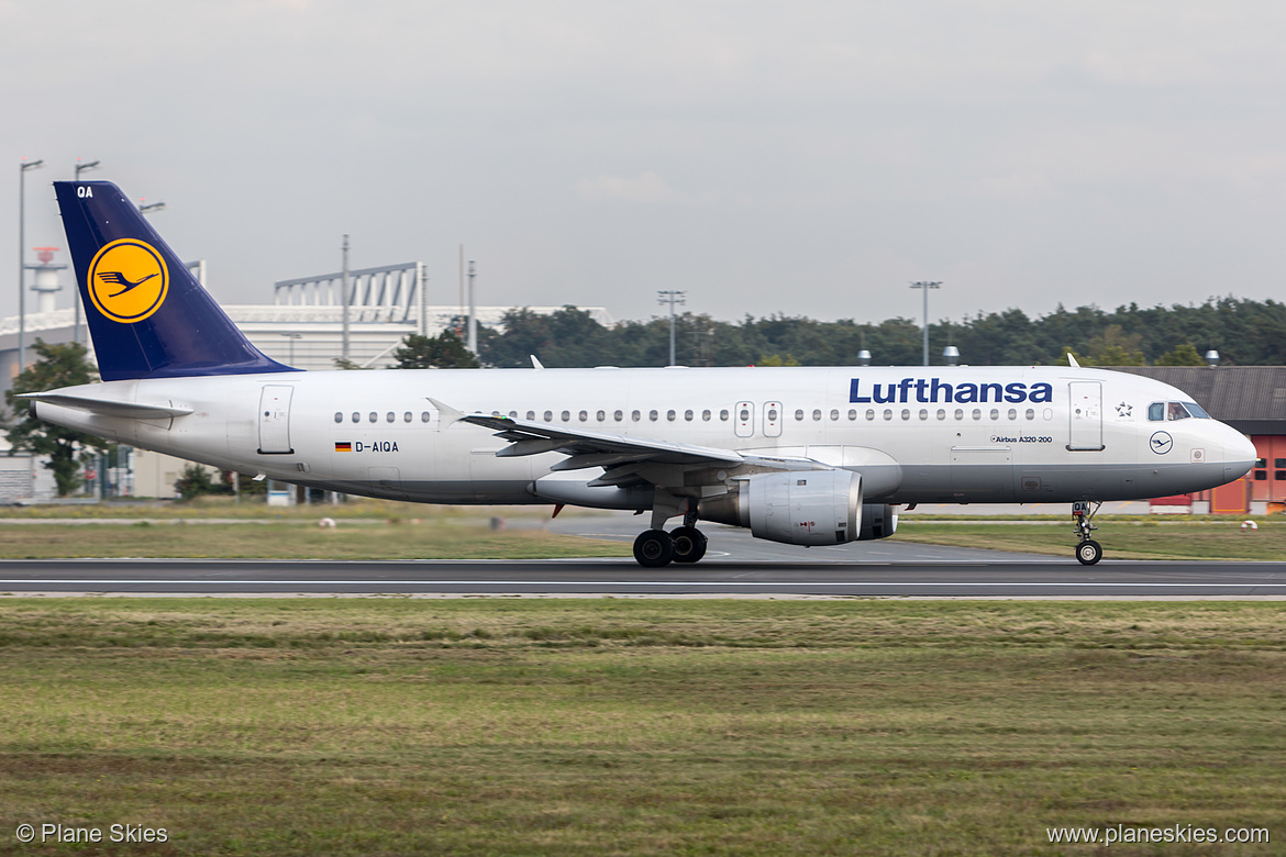 Lufthansa Airbus A320-200 D-AIQA at Frankfurt am Main International Airport (EDDF/FRA)