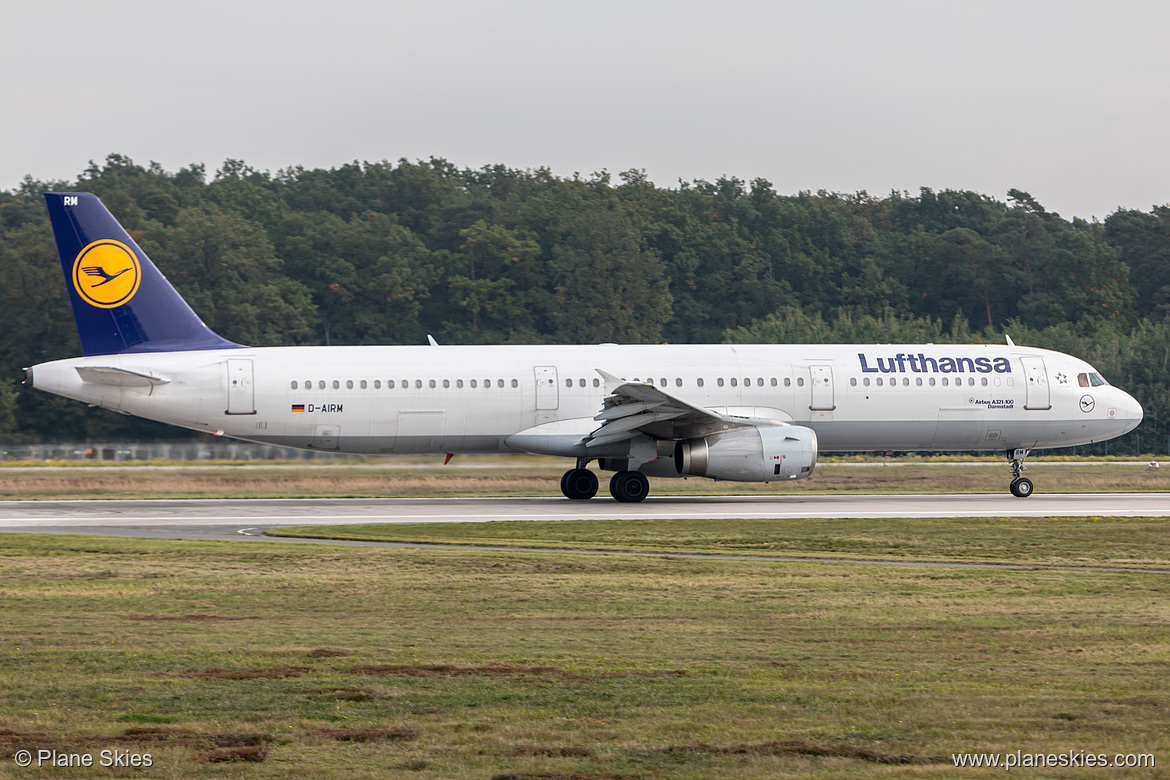Lufthansa Airbus A321-100 D-AIRM at Frankfurt am Main International Airport (EDDF/FRA)