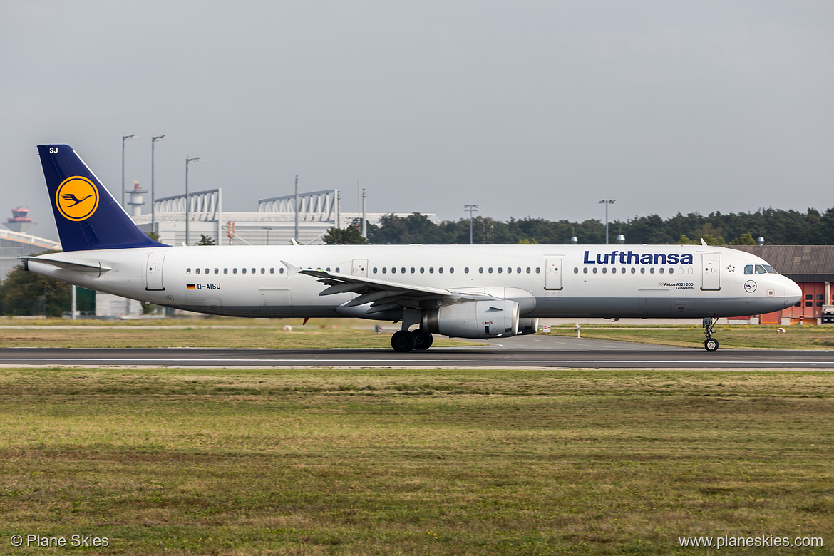 Lufthansa Airbus A321-200 D-AISJ at Frankfurt am Main International Airport (EDDF/FRA) Lufthansa Airbus A321-200 D-AISJ at Frankfurt am Main International Airport (EDDF/FRA)