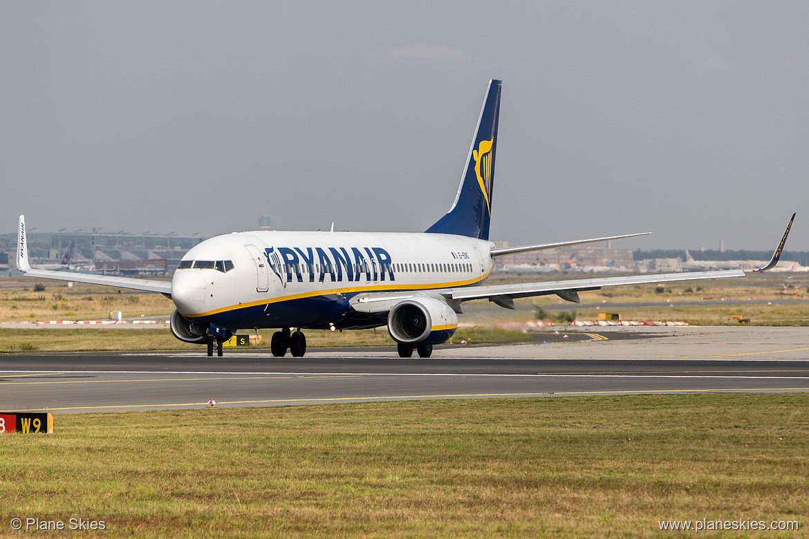 Ryanair Boeing 737-800 EI-ENC at Frankfurt am Main International Airport (EDDF/FRA)