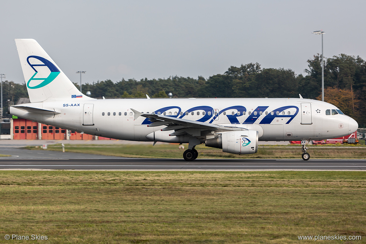 Adria Airways Airbus A319-100 S5-AAX at Frankfurt am Main International Airport (EDDF/FRA) Adria Airways Airbus A319-100 S5-AAX at Frankfurt am Main International Airport (EDDF/FRA)