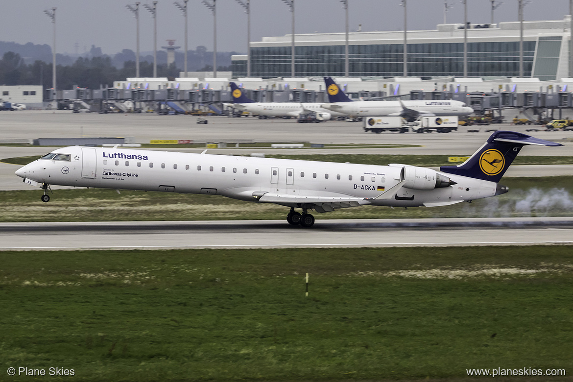 Lufthansa CityLine Canadair CRJ-900 D-ACKA at Munich International Airport (EDDM/MUC) Lufthansa CityLine Canadair CRJ-900 D-ACKA at Munich International Airport (EDDM/MUC)