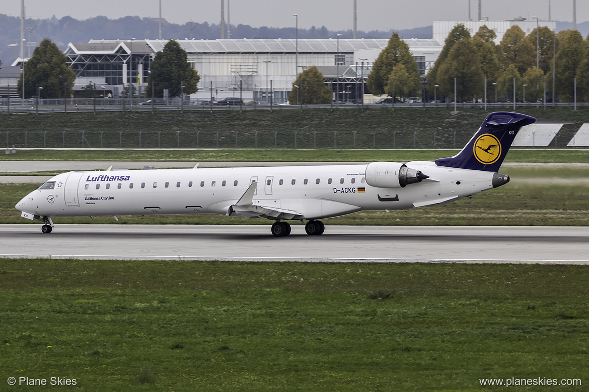 Lufthansa CityLine Canadair CRJ-900 D-ACKG at Munich International Airport (EDDM/MUC) Lufthansa CityLine Canadair CRJ-900 D-ACKG at Munich International Airport (EDDM/MUC)