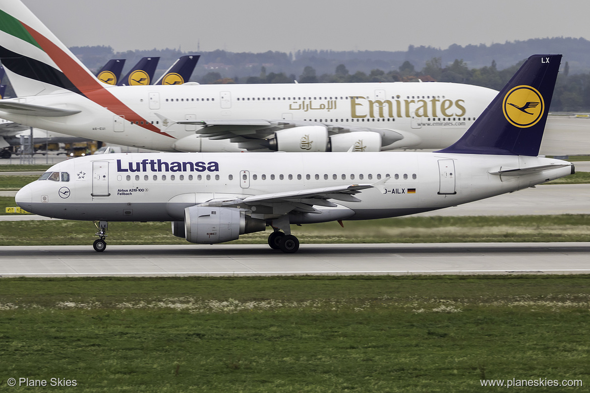 Lufthansa Airbus A319-100 D-AILX at Munich International Airport (EDDM/MUC) Lufthansa Airbus A319-100 D-AILX at Munich International Airport (EDDM/MUC)
