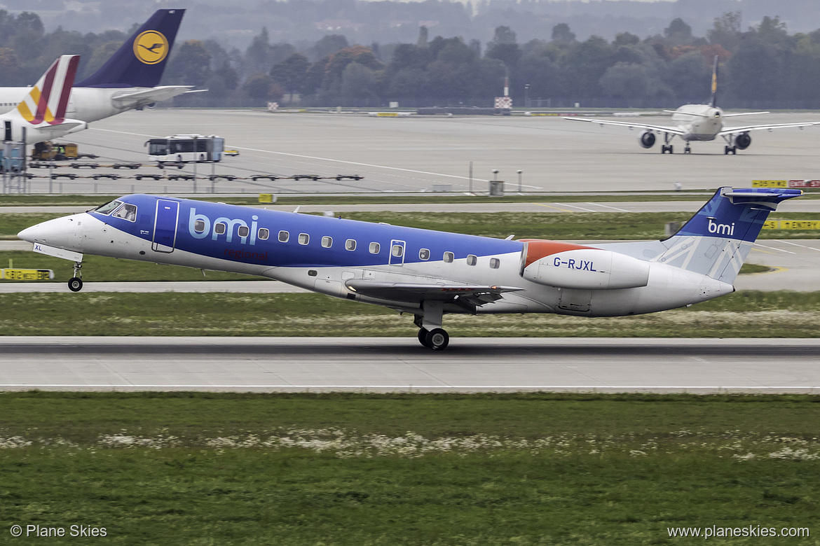 BMI Regional Embraer ERJ-135 G-RJXL at Munich International Airport (EDDM/MUC) BMI Regional Embraer ERJ-135 G-RJXL at Munich International Airport (EDDM/MUC)