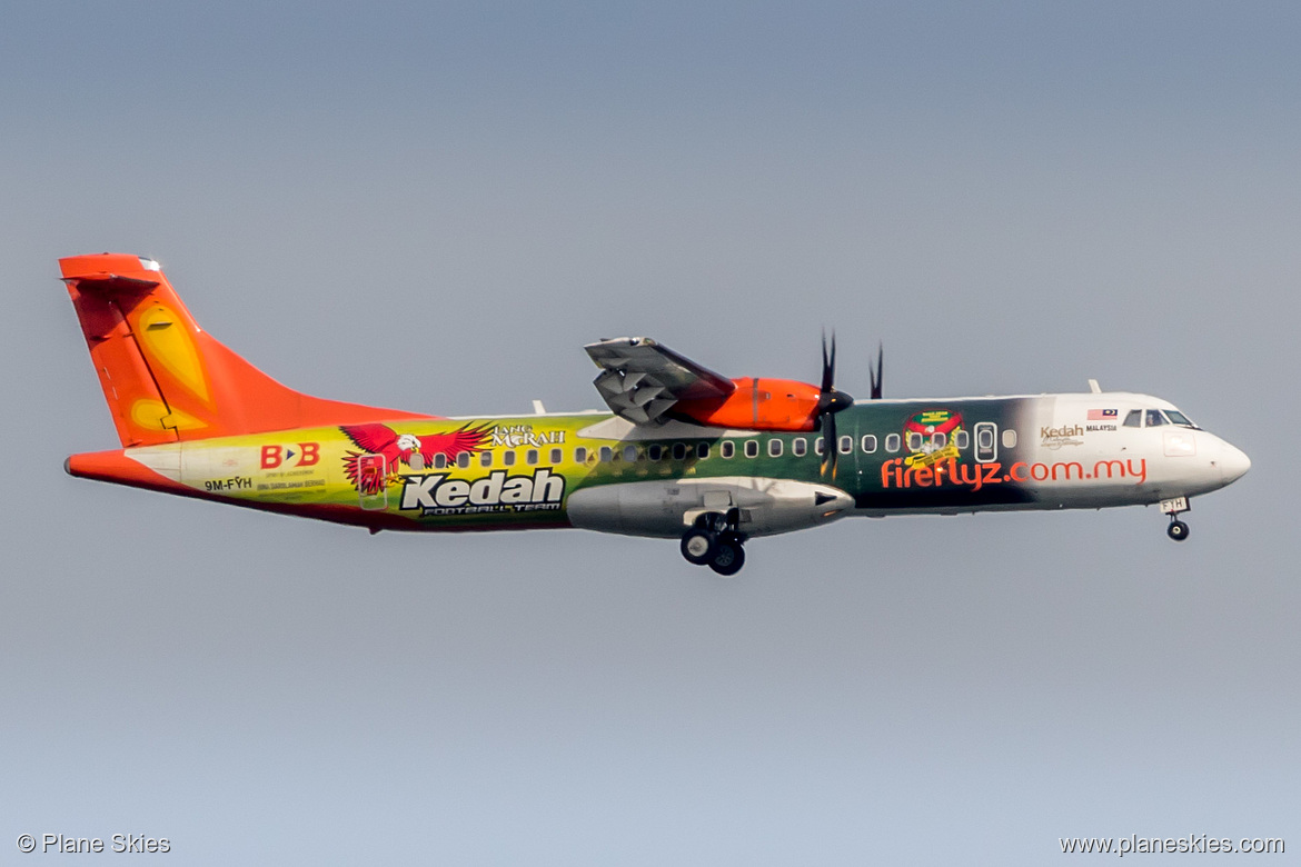 Firefly ATR ATR 72-500 9M-FYH at Singapore Changi Airport (WSSS/SIN) Firefly ATR ATR 72-500 9M-FYH at Singapore Changi Airport (WSSS/SIN)