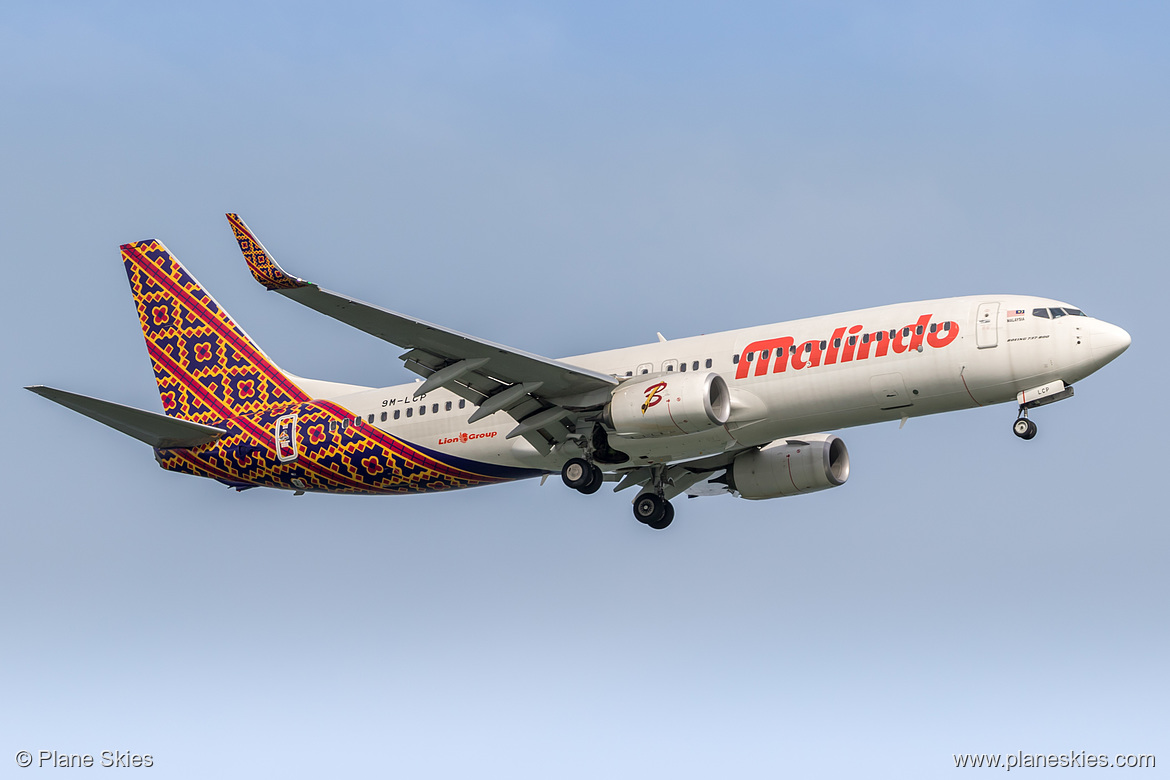 Malindo Air Boeing 737-800 9M-LCP at Singapore Changi Airport (WSSS/SIN)