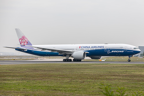 China Airlines Boeing 777-300ER B-18007 at Frankfurt am Main International Airport (EDDF/FRA) China Airlines Boeing 777-300ER B-18007 at Frankfurt am Main International Airport (EDDF/FRA)