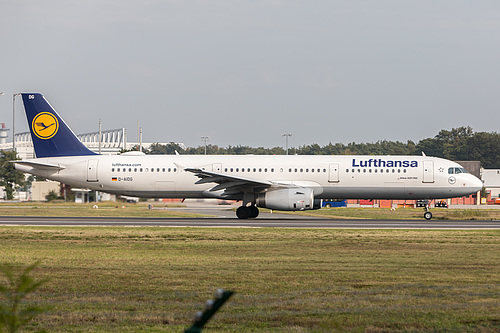 Lufthansa Airbus A321-200 D-AIDG at Frankfurt am Main International Airport (EDDF/FRA)