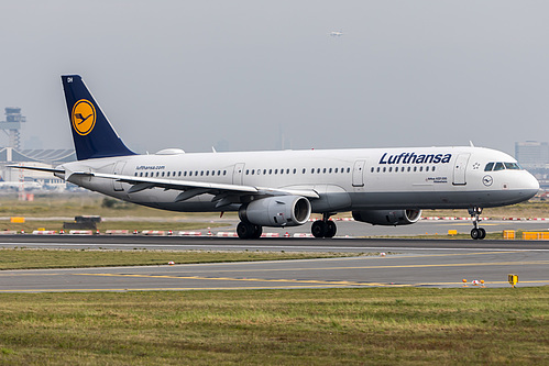 Lufthansa Airbus A321-200 D-AIDH at Frankfurt am Main International Airport (EDDF/FRA)