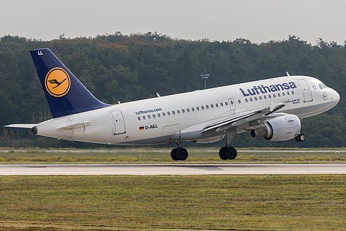 Lufthansa Airbus A319-100 D-AILL at Frankfurt am Main International Airport (EDDF/FRA)