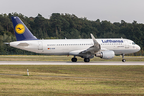 Lufthansa Airbus A320-200 D-AIUN at Frankfurt am Main International Airport (EDDF/FRA)