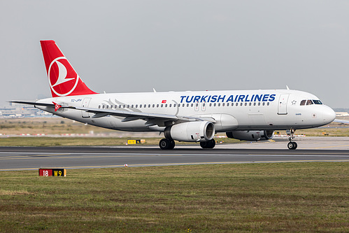 Turkish Airlines Airbus A320-200 TC-JPH at Frankfurt am Main International Airport (EDDF/FRA)