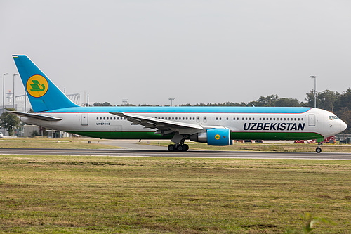 Uzbekistan Airways Boeing 767-300ER UK67003 at Frankfurt am Main International Airport (EDDF/FRA) Uzbekistan Airways Boeing 767-300ER UK67003 at Frankfurt am Main International Airport (EDDF/FRA)