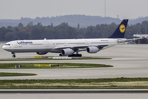 Lufthansa Airbus A340-600 D-AIHI at Munich International Airport (EDDM/MUC)